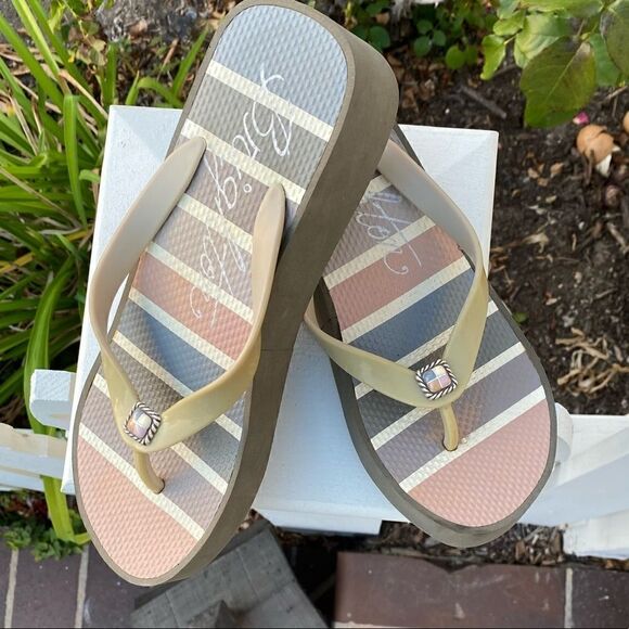 đ©ŽBRIGHTON PLATFORM FLIP FLOP Shoes Szâ7âinâpeach/grey/cream.ââExcellentâConditi - Picture 1 of 9